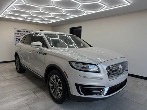 Used 2020 Lincoln Nautilus FWD w/ Equipment Group 101A image 11