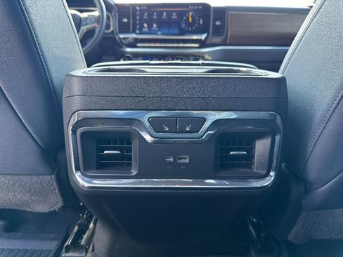 Used 2022 Chevrolet Silverado 1500 High Country w/ Technology Package image 14