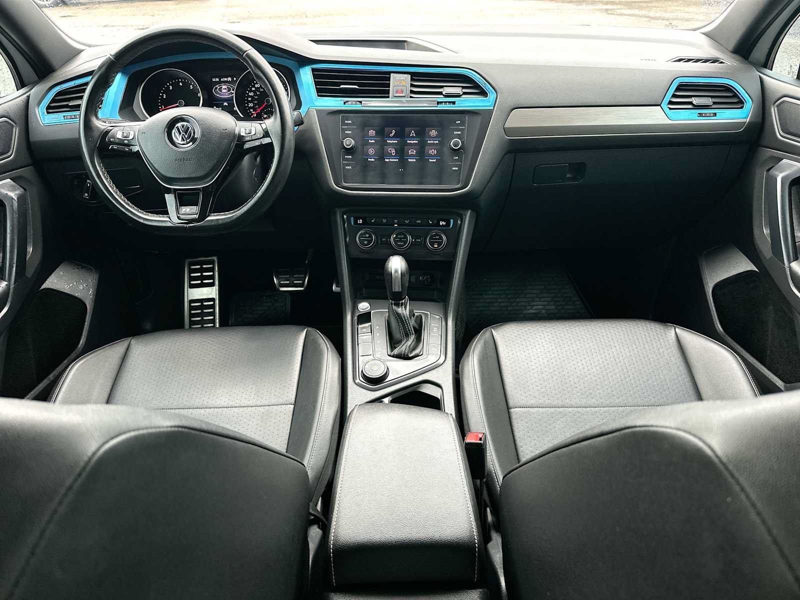 Used 2021 Volkswagen Tiguan SE R-Line w/ 3rd Row Seat Package AWD/4WD image 25