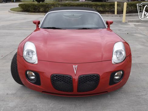 Used 2007 Pontiac Solstice GXP w/ Premium Package image 32