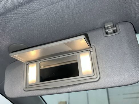 Used 2023 Chevrolet Malibu LT image 36