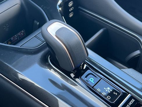 New 2025 Toyota Crown Signia image 18