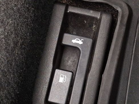 Used 2020 Subaru Impreza 2.0i image 23