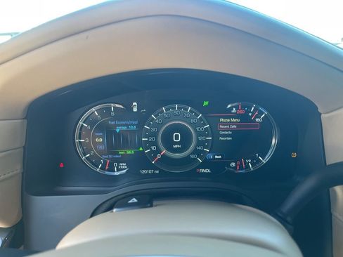 Used 2019 Cadillac Escalade ESV Platinum image 34