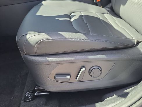 New 2026 Kia Sportage SX AWD/4WD image 21