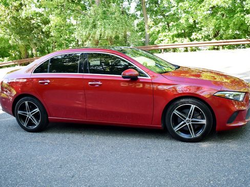 Used 2019 Mercedes-Benz A 220 4MATIC image 9