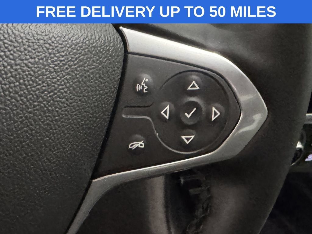 Used 2023 Chevrolet Traverse RS AWD/4WD image 6