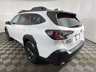 Used 2024 Subaru Outback Onyx Edition AWD/4WD video 4