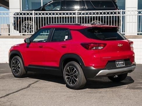 Used 2026 Chevrolet TrailBlazer LT w/ Driver Confidence Package image 7