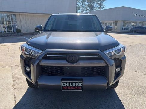 Used 2023 Toyota 4Runner SR5 image 3