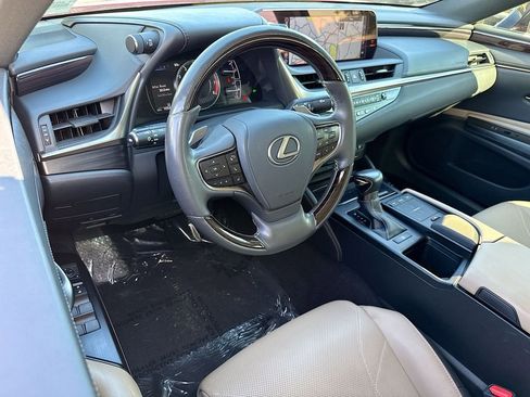 Used 2019 Lexus ES 350 w/ Accessory Package 2 FWD image 23