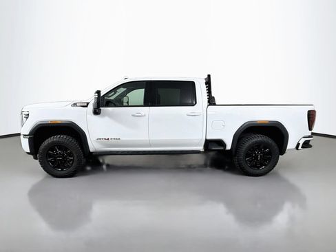 Used 2024 GMC Sierra 2500 AT4 w/ AT4 Premium Plus Package AWD/4WD image 4