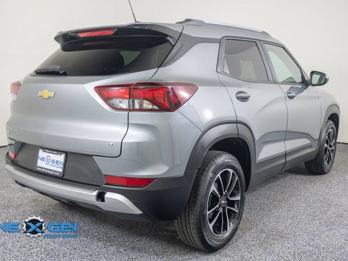 Used 2026 Chevrolet TrailBlazer LT AWD/4WD image 7