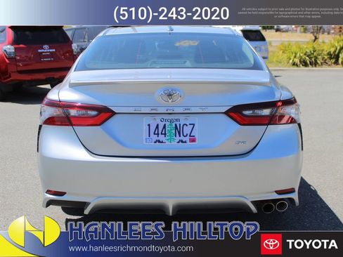 Used 2022 Toyota Camry SE image 7