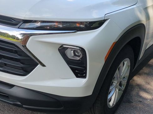 New 2026 Chevrolet TrailBlazer LS w/ LS Convenience Package FWD image 10