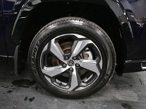 Certified 2023 Toyota RAV4 SE image 31