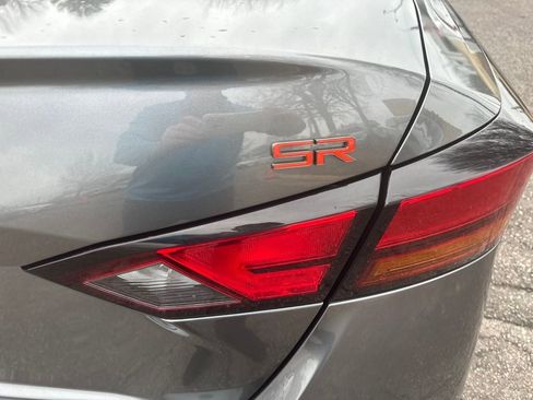 Used 2024 Nissan Altima 2.5 SR image 21