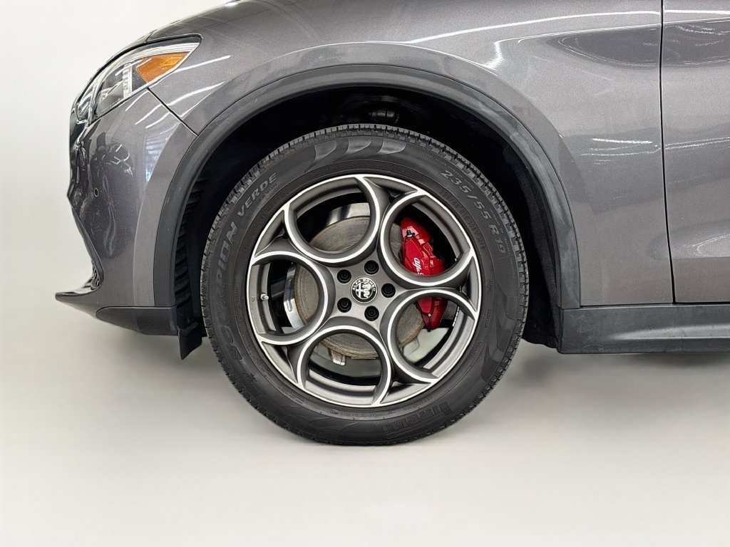 Used 2023 Alfa Romeo Stelvio Sprint AWD/4WD image 27