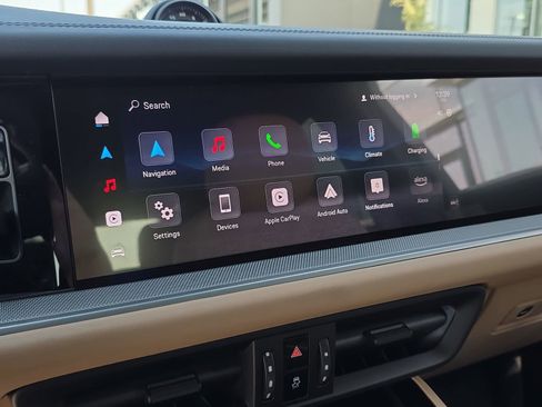 New 2026 Porsche Cayenne S image 17