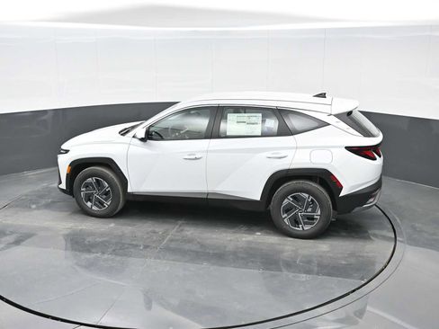 New 2026 Hyundai Tucson Blue SE w/ Tow & Go Package image 25