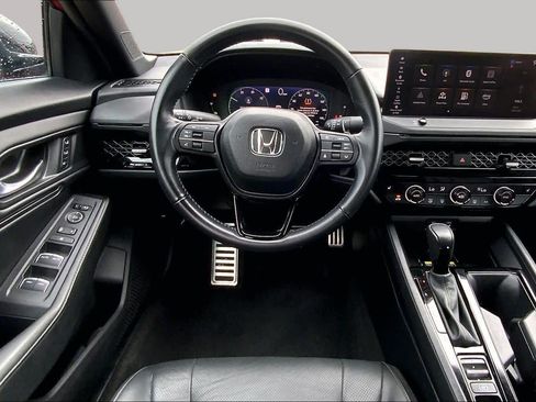 Used 2025 Honda Accord Sport image 6