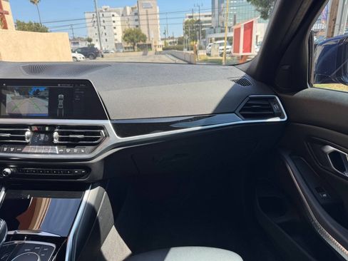 Used 2019 BMW 330i Sedan w/ Driving Assistance Package RWD image 24