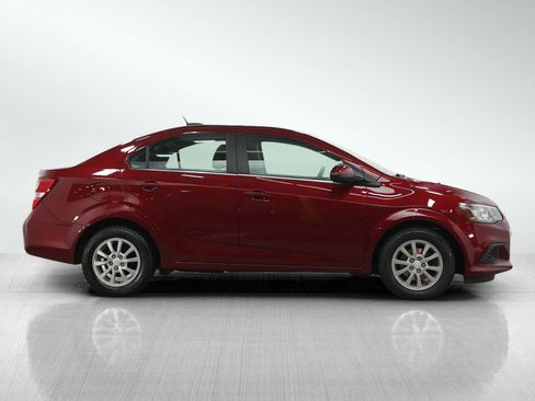 Used 2017 Chevrolet Sonic LT FWD image 6