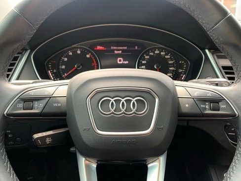 Used 2021 Audi Q5 2.0T Premium image 38