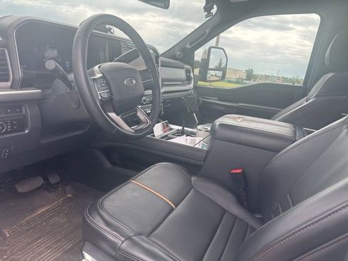Used 2024 Ford F250 Platinum AWD/4WD image 12
