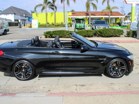 Used 2015 BMW M4 Convertible image 11