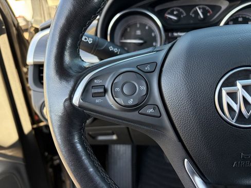 Certified 2019 Buick Envision Essence w/ LPO, Active Package FWD image 25