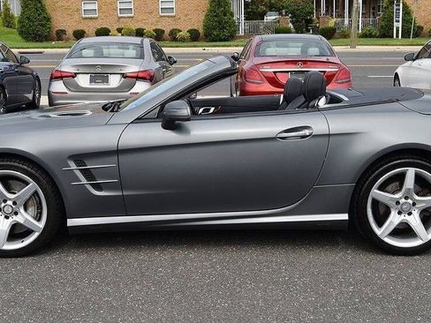 Used 2013 Mercedes-Benz SL 550 image 44
