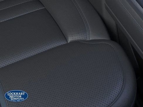 New 2026 Ford F450 Platinum w/ FX4 Off-Road Package image 16