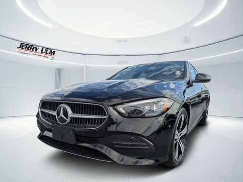 Used 2025 Mercedes-Benz C 300 4MATIC Sedan image 6