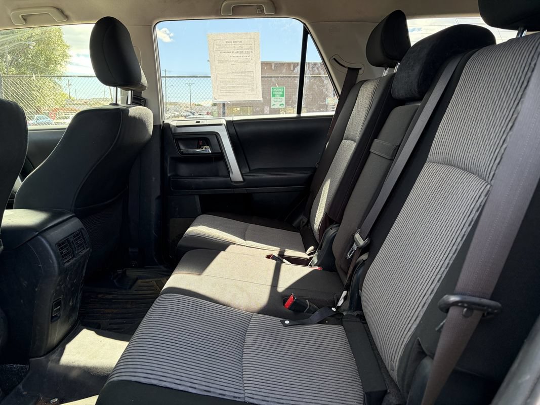 Used 2018 Toyota 4Runner SR5 AWD/4WD image 11