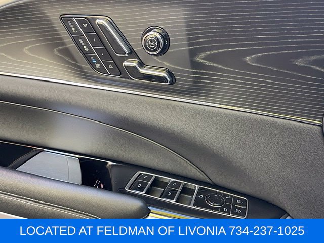 Used 2024 Cadillac Lyriq Sport AWD/4WD image 21