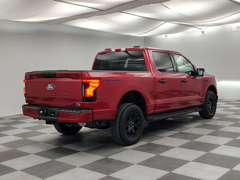 New 2025 Ford F150 Lightning XLT image 11