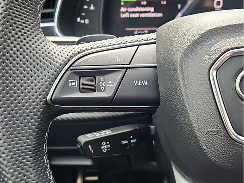 Certified 2025 Audi SQ7 Prestige AWD/4WD image 20