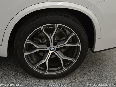 Used 2019 BMW X5 xDrive40i w/ M Sport Package image 47
