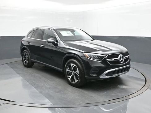 Certified 2025 Mercedes-Benz GLC 350e 4MATIC image 22