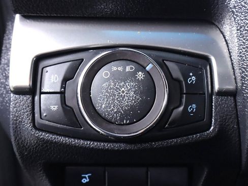 Used 2018 Ford Explorer XLT w/ Equipment Group 201A AWD/4WD image 10