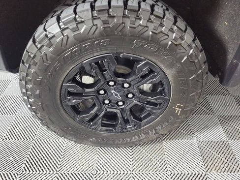 Used 2024 Chevrolet Silverado 1500 ZR2 w/ Technology Package image 5