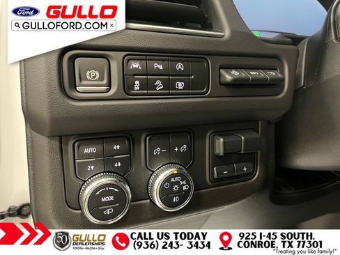 Used 2024 GMC Yukon AT4 w/ AT4 Premium Plus Package AWD/4WD image 21