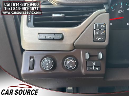 Used 2019 GMC Yukon XL Denali w/ Denali Ultimate Package image 24