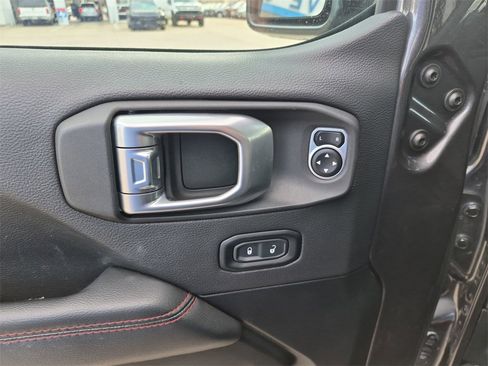 Used 2020 Jeep Gladiator Rubicon image 13