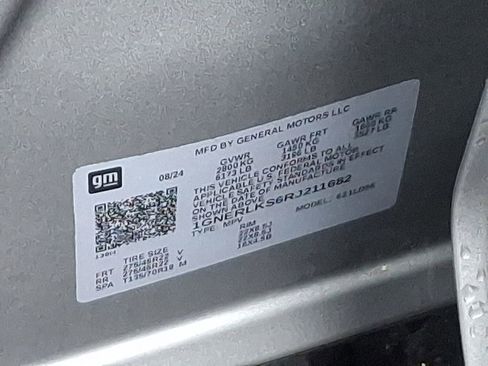 Certified 2024 Chevrolet Traverse RS image 28