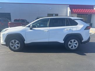 Used 2020 Toyota RAV4 LE w/ All Weather Liner Package video 2