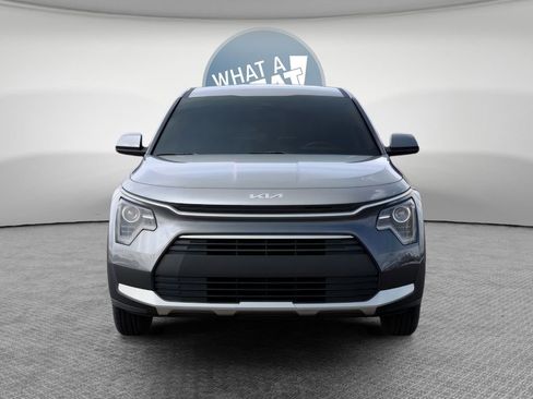 New 2026 Kia Niro LX FWD image 2