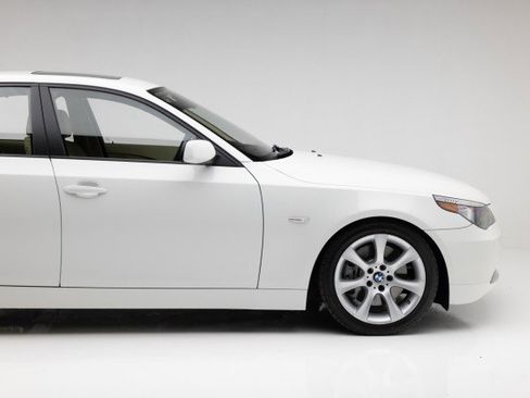 Used 2004 BMW 545i Sedan image 23