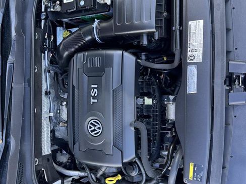 Used 2015 Volkswagen Golf S FWD image 36
